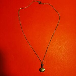 Vintage 2 CT Created Round cut Diamond Pendent on a 15 in 14 K Gold Neckless